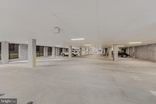 Building Photo - 21731 Dovekie Ter Unit 307