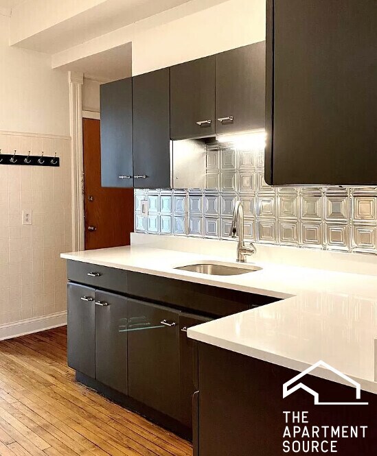 Photo - 1643 S Throop St Unit 3r