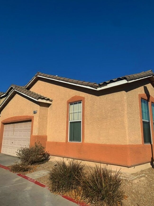 Photo - Single story 3 bed 2 baths property inside the gated Cactus Springs community! Home has all LVP a...