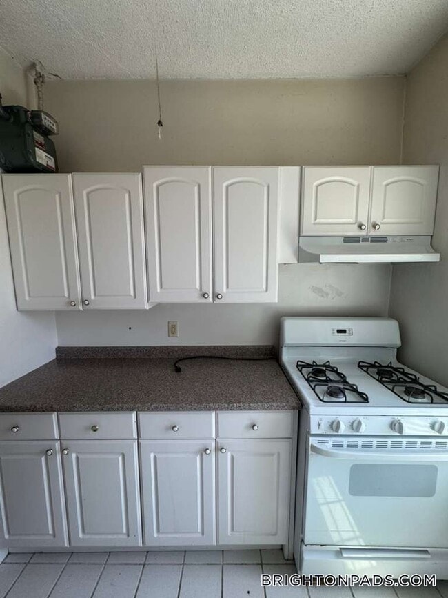 Photo - 10 Lothian Rd Unit 12