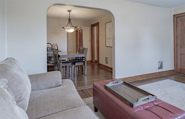 Photo - 118 Nassau Ave