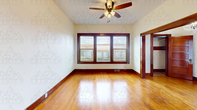 Photo - BEAUTIFUL 3 BED 1 BATH HOME!