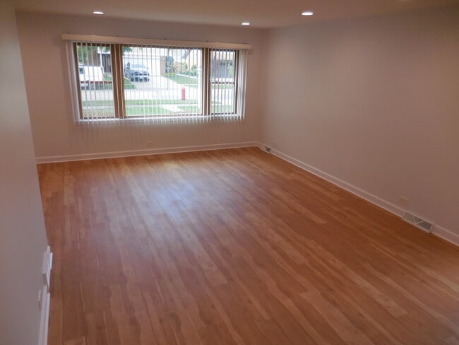 Photo - 33 N Rammer Ave