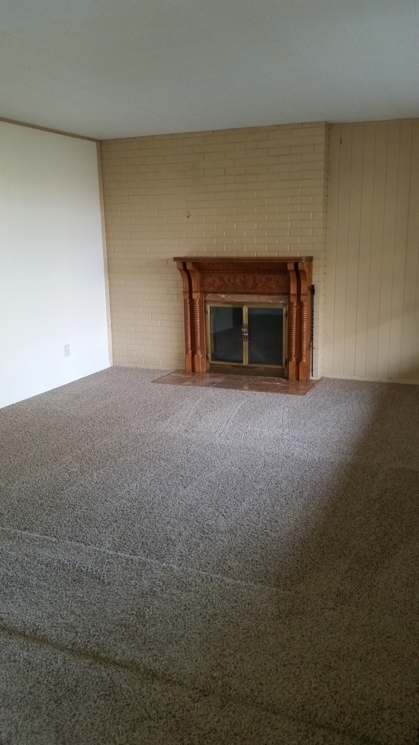 Photo - Occupied, do not disturb tenants. 1950's Craftsman 2br 2ba duplex on two levels, lawncare provide...