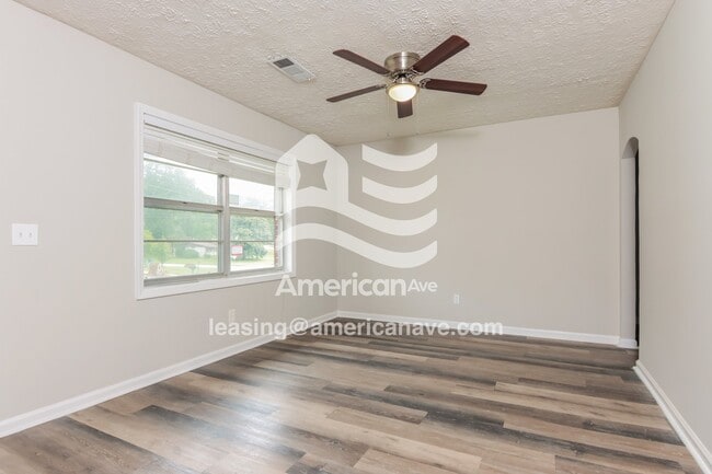 Photo - 5862 Blueridge Dr