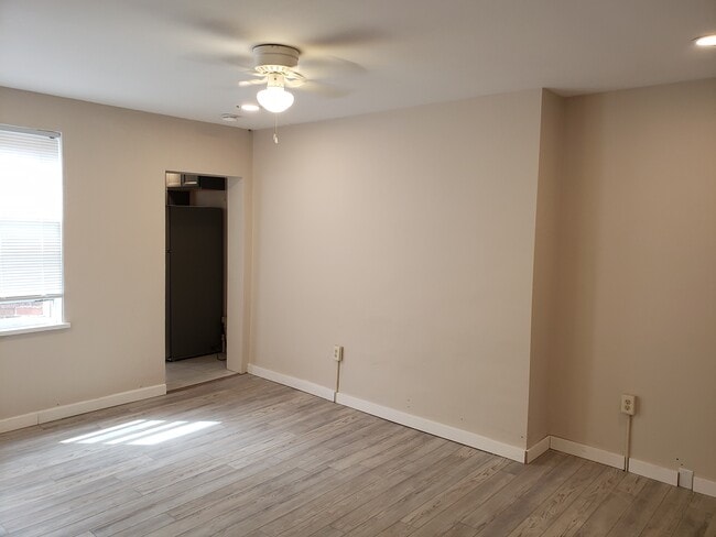 Photo - 1208 Sarah St Unit 1-1