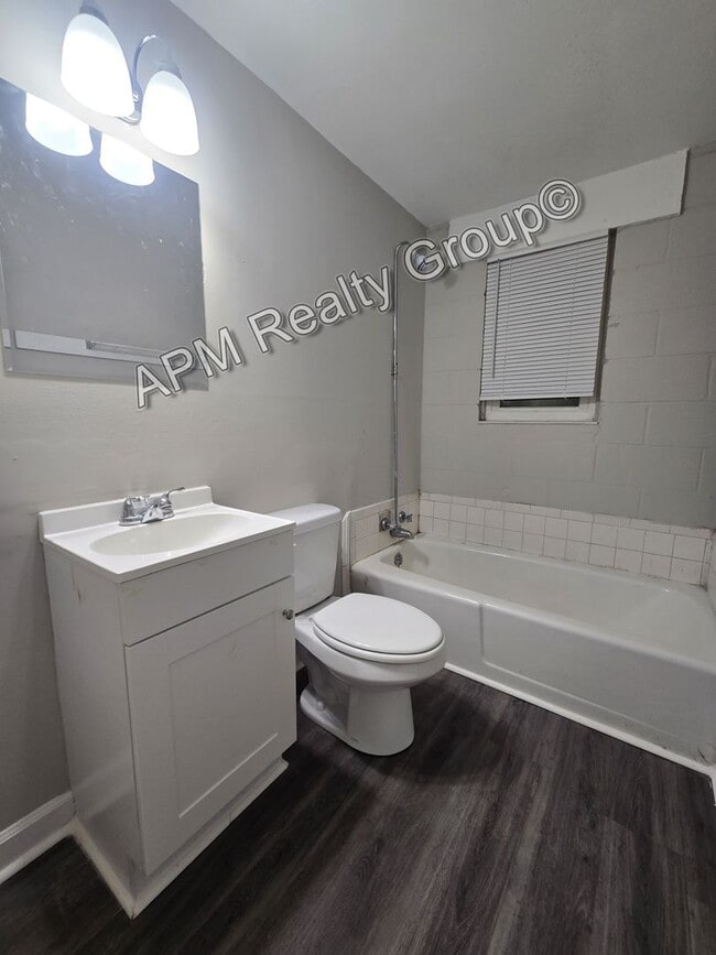 Photo - Renovated apartment in downtown Columbia - 50% OFF FIRST MONTH!