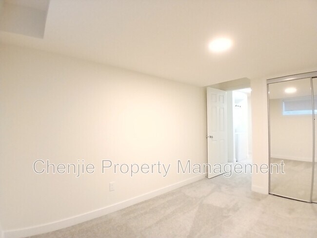 Photo - 5102 River’s Edge Wy NW Unit Lower
