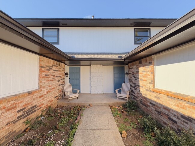 Photo - Updated 3-Bedroom, 2-Bathroom Duplex with a Spacious Fenced Backyard!
