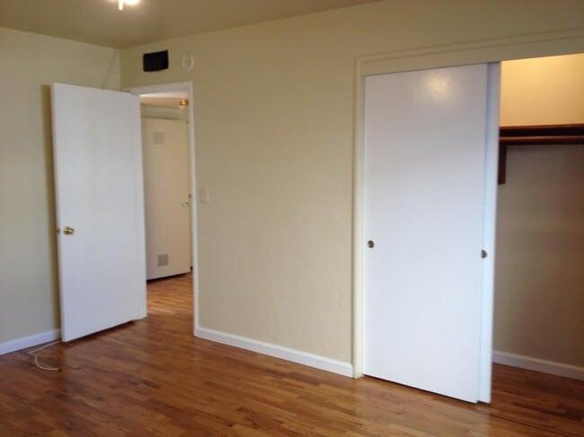 Bedroom - 91 Virginia E St Unidad 4