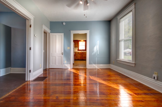 Photo - 1332 Swinney Ave