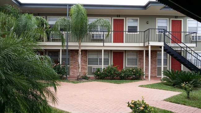 Holly House Apartments - Holly House Apartments