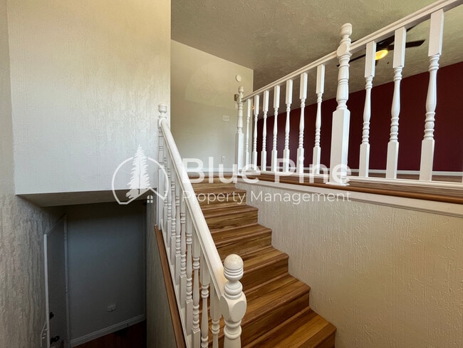 Photo - 395 Hemlock Cir