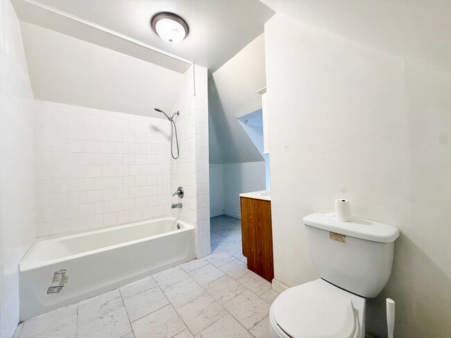 604 Westford St Unidad 2