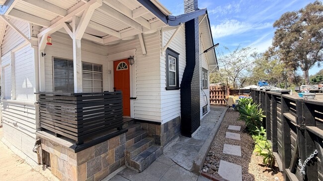 Photo - 2686 A St