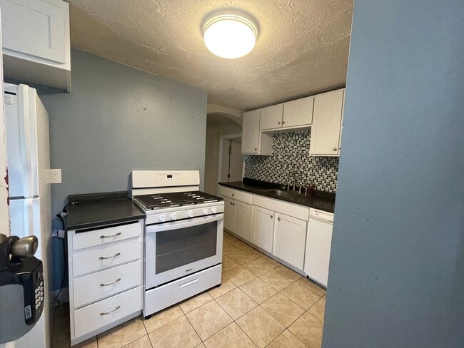 Photo - 192 N 100 E Unit 192-Downstairs