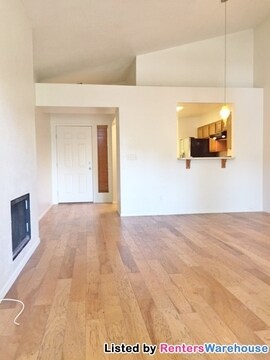 Photo - 1915 N Scovel St