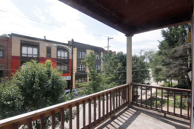 Building Photo - 314 S Trenton Ave Unit 3