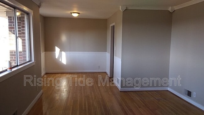 Photo - 8937 Glendale Dr