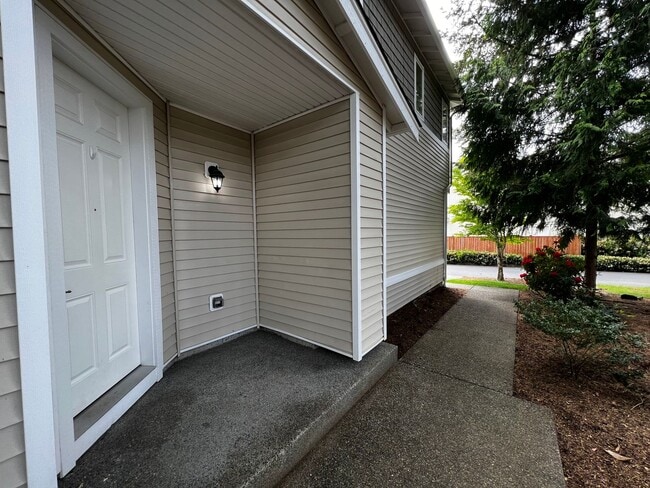 Photo - DuPont, end unit, 3 bedroom, 2.5 bath Townhome