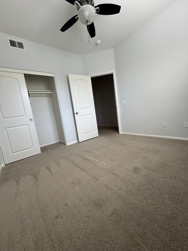 1460 Mockingbird Ct