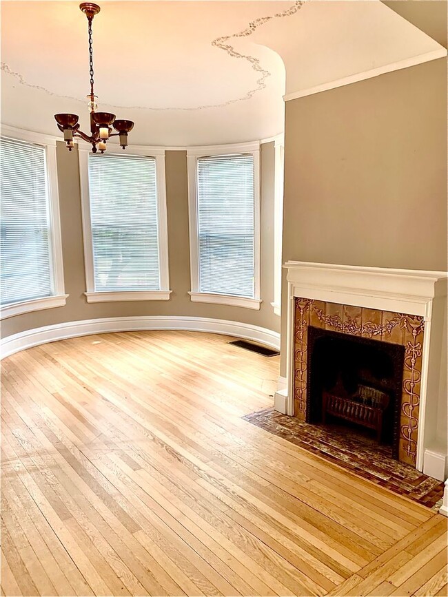 Photo - 2719-2721 North Hackett Avenue Unit 2719 (First Floor)