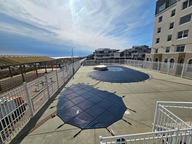 Photo - 6100 Boardwalk Unit 104