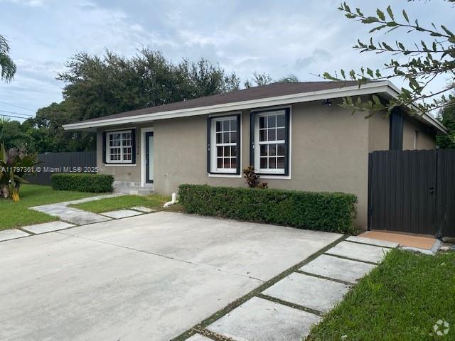 Building Photo - 11795 SW 222nd St Unit 117-A Rental