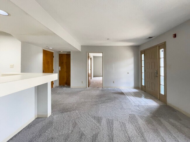 Photo - Close to Campus Unit 2