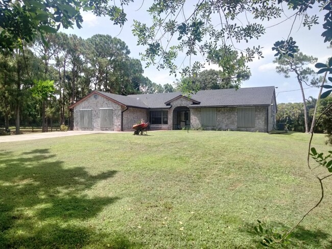 Photo - 17251 35th Pl N