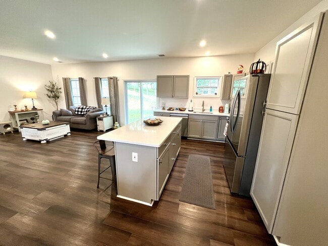 Photo - 51 Patrick Ct