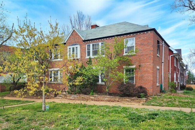 Building Photo - 6601 Alamo Ave Unit 1st Floor A