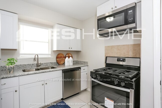 Photo - 8906 Klondike St