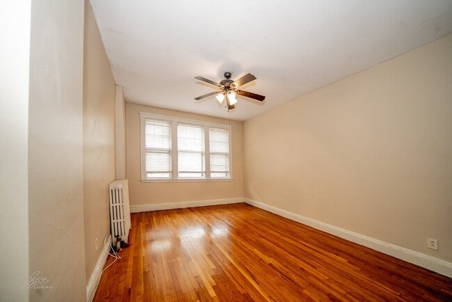 Photo - 32 Sidlaw Rd Unit 3