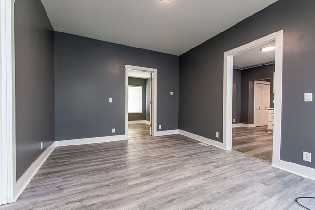 Photo - 2523 Ames Ave Unit #4421