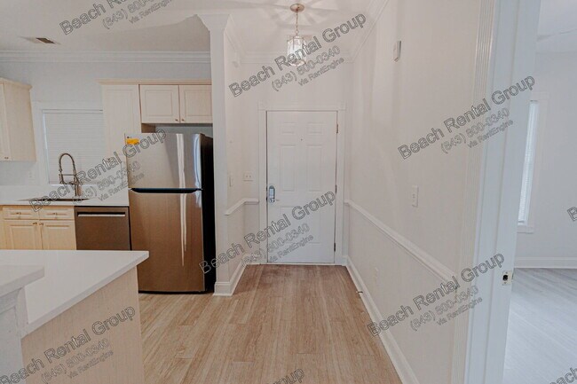 4827 Magnolia Lake Dr Unit 103