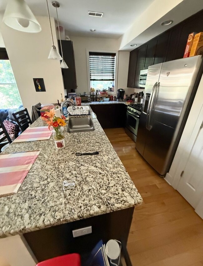 Photo - Catherine924 Unit D