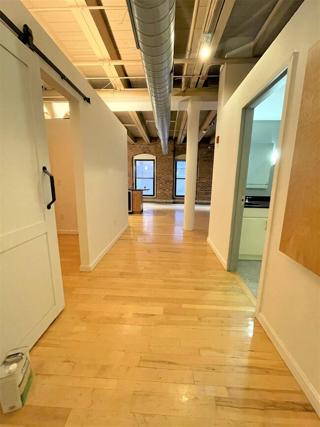 Photo - 111 Beach St