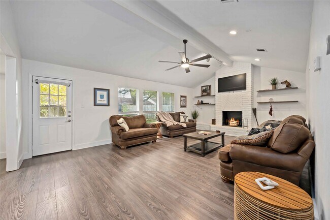 Photo - 22419 Deville Dr