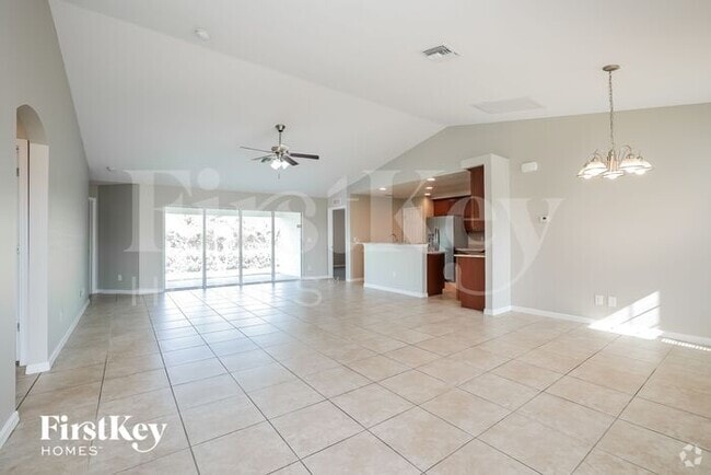 Building Photo - 2209 NW 37th Ave Rental