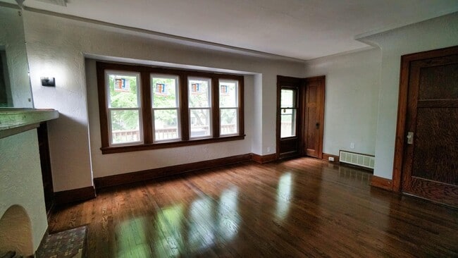 Photo - 3234 N 44th St