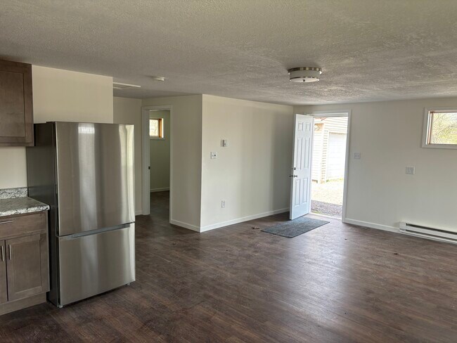 Photo - 4253 S Lakeshore Dr