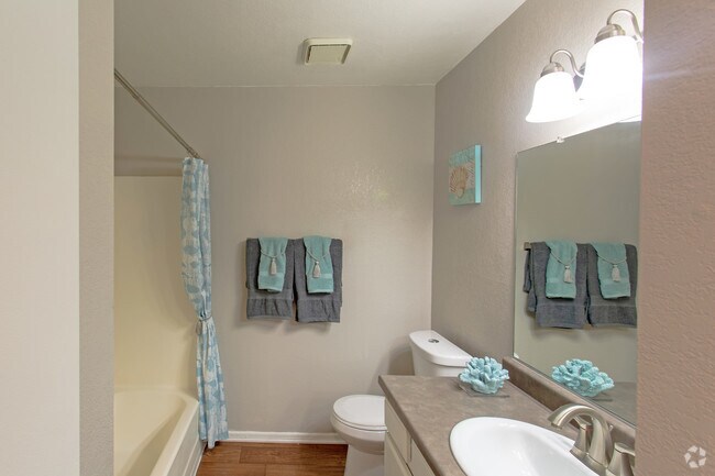 2BD,2BA-964 SF