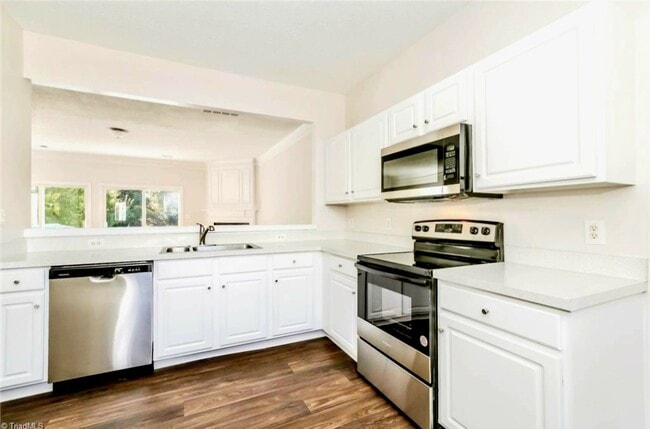 Photo - 3956 Elizabeth Glen Way