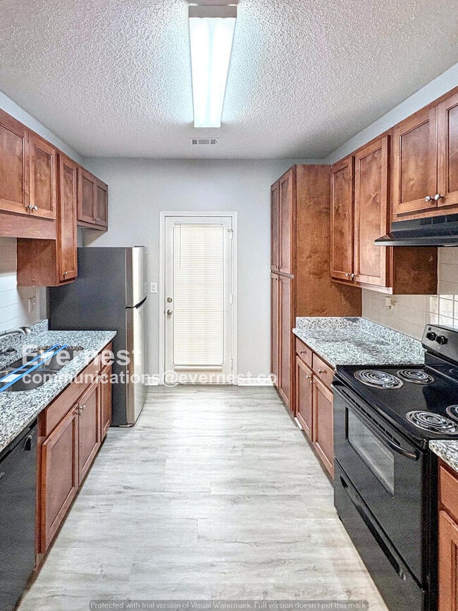 Photo - 8612 Thomas Ln