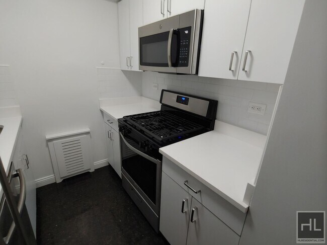 Photo - EAST 56 STREET Unit 6L