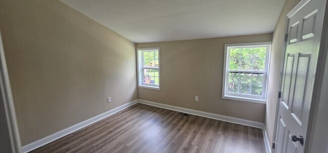 30X Hendrickson Ln Unit 1