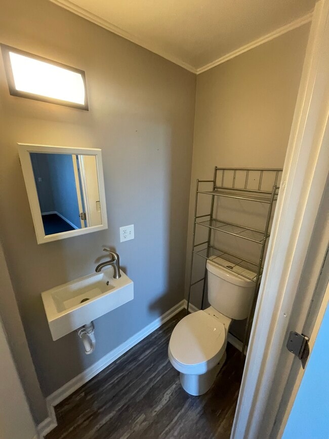 Photo - 1389 Broadway Unidad 1389 Lower