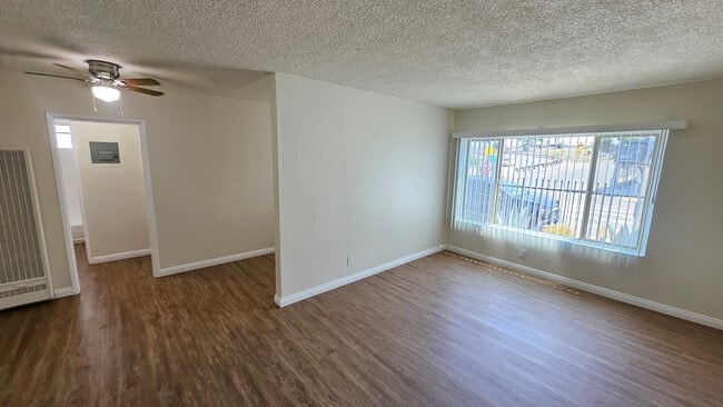 Photo - 1375 W 20th St Unit 1