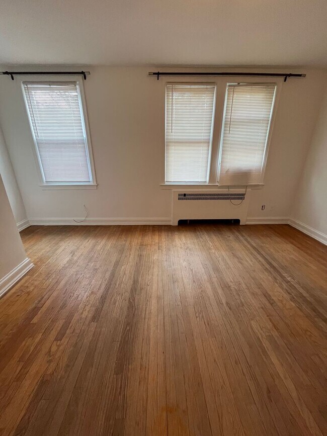 Photo - 4034 7th St NE